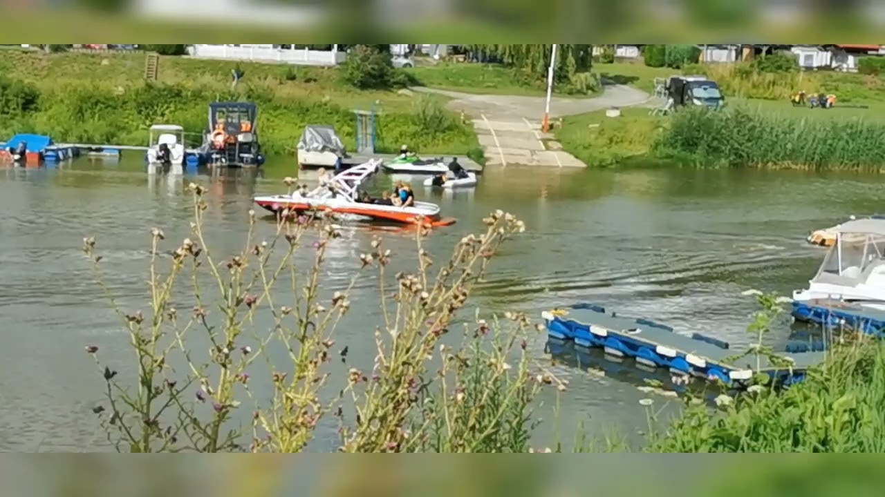 Bootscorso Yachthafen Dreiländereck Lauenförde 2023