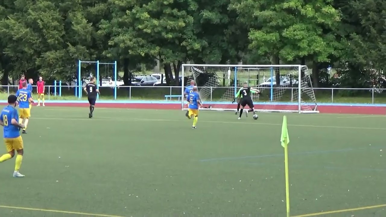 SV Burg Stargard 09 - SG Reinkenhagen   3 : 1 (1 : 0 )