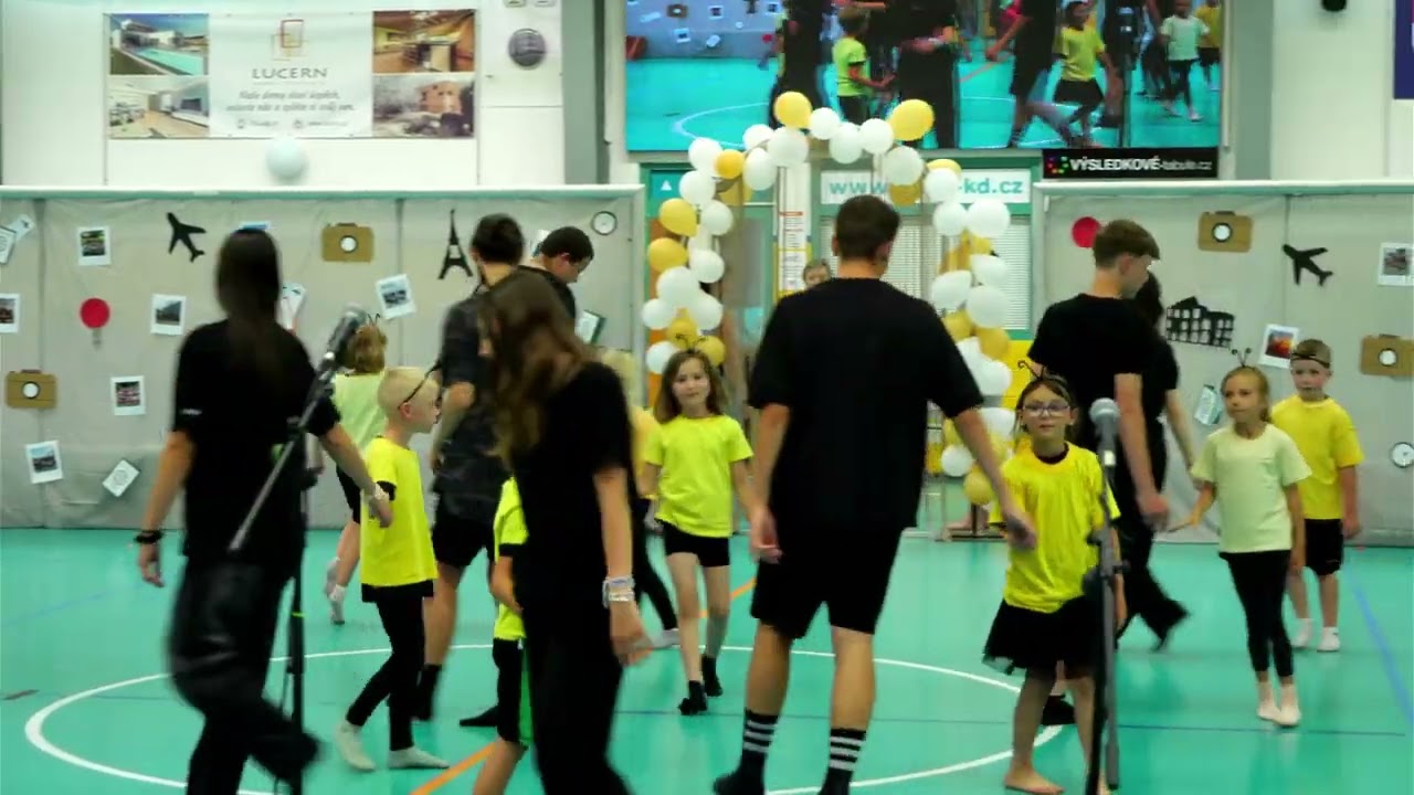 ZŠ Králův Dvůr - Akademie 2024 - 05: 9.A + 1.C Včelka Mája