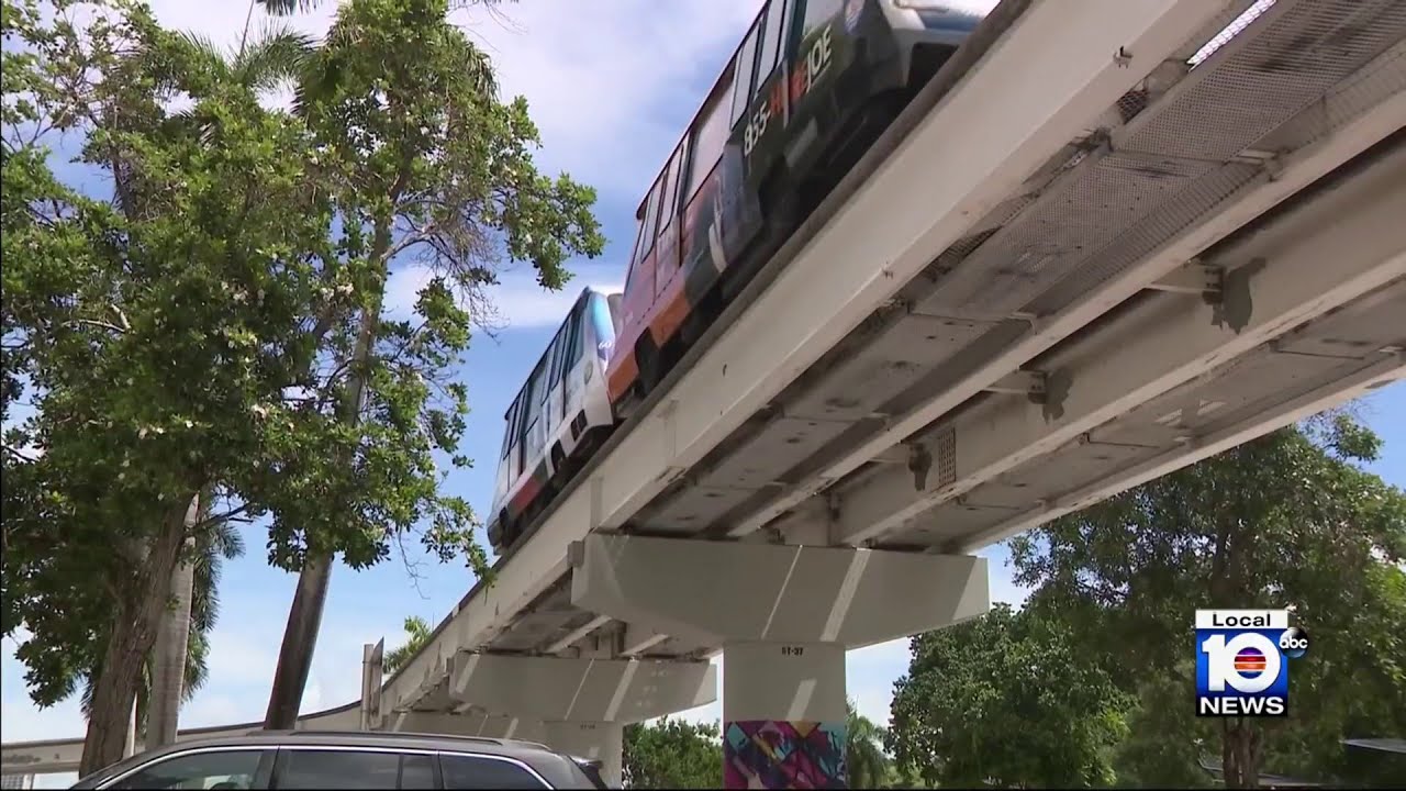 Transit on the ballot in Miami-Dade as officials look to expand Metromover west