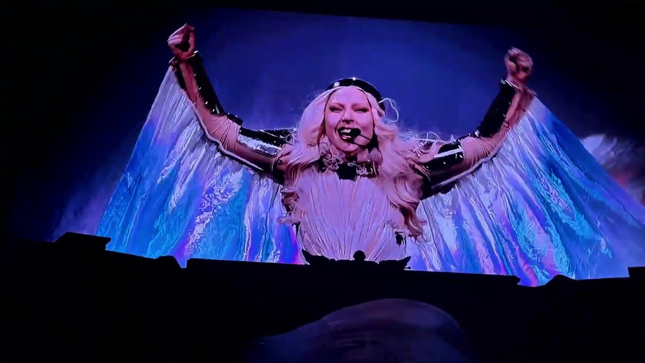 Lady Gaga - Paparazzi (Live) @ The Mayhem Ball in Atlanta. 3/5/26 #LadyGaga