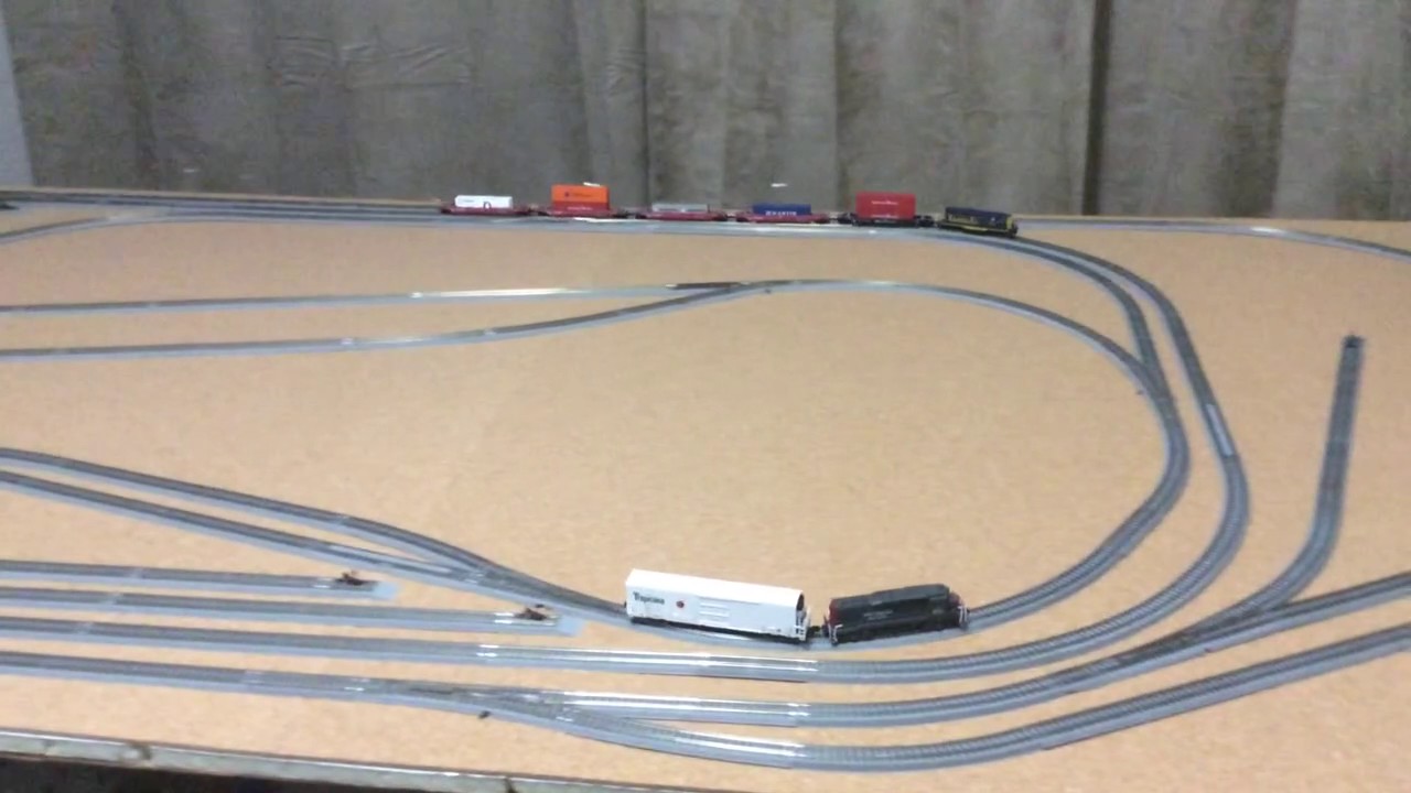 Jerry's Z Scale, Part 14, DCC Operations, 3 Simultaneous Trains