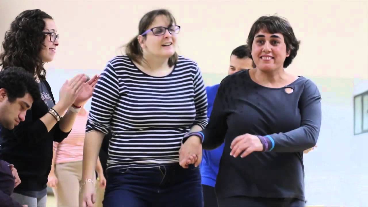 Aprosdeco Dance 1
