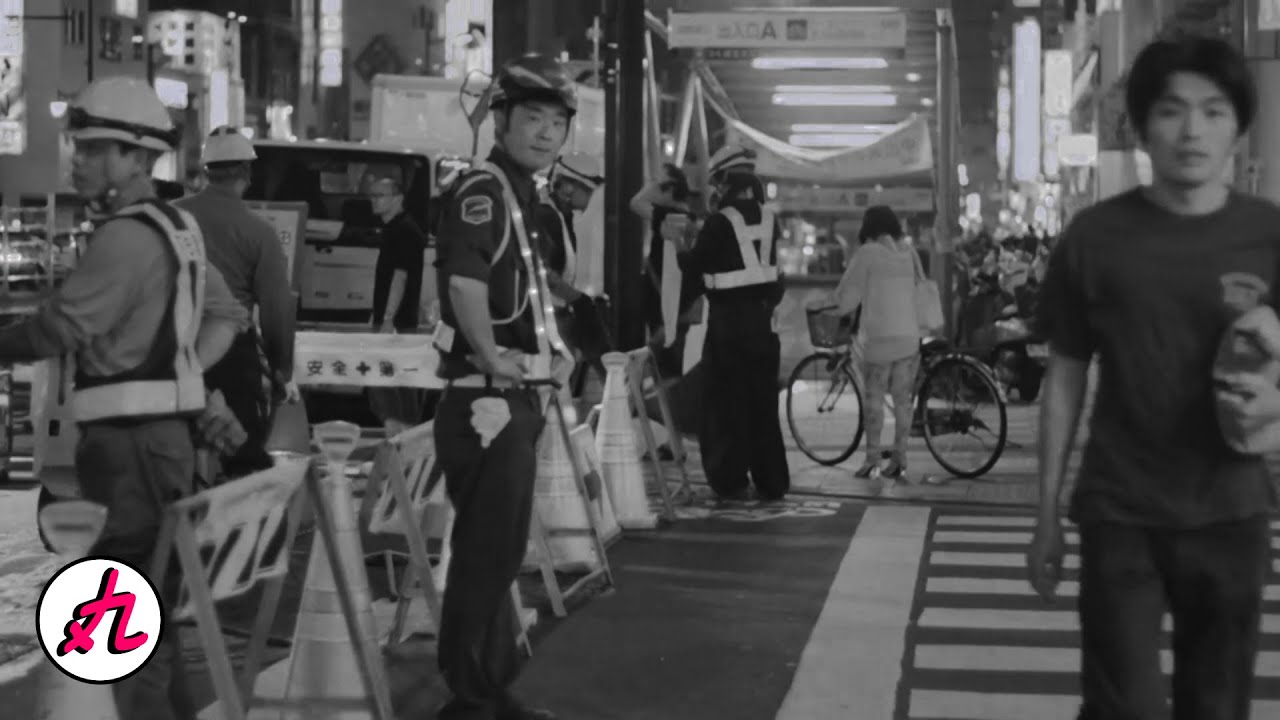 The Blue Hearts: Hito ni Yasashiku (Sub. ESP/ENG)