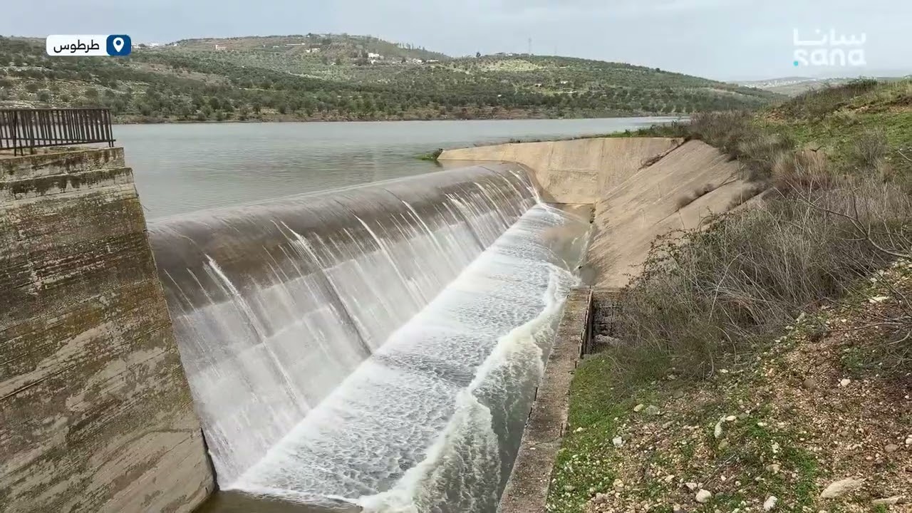 Flux provenant du barrage de dérivation d’Al‑Arous renforcent les réserves du lac du barrage Abrach