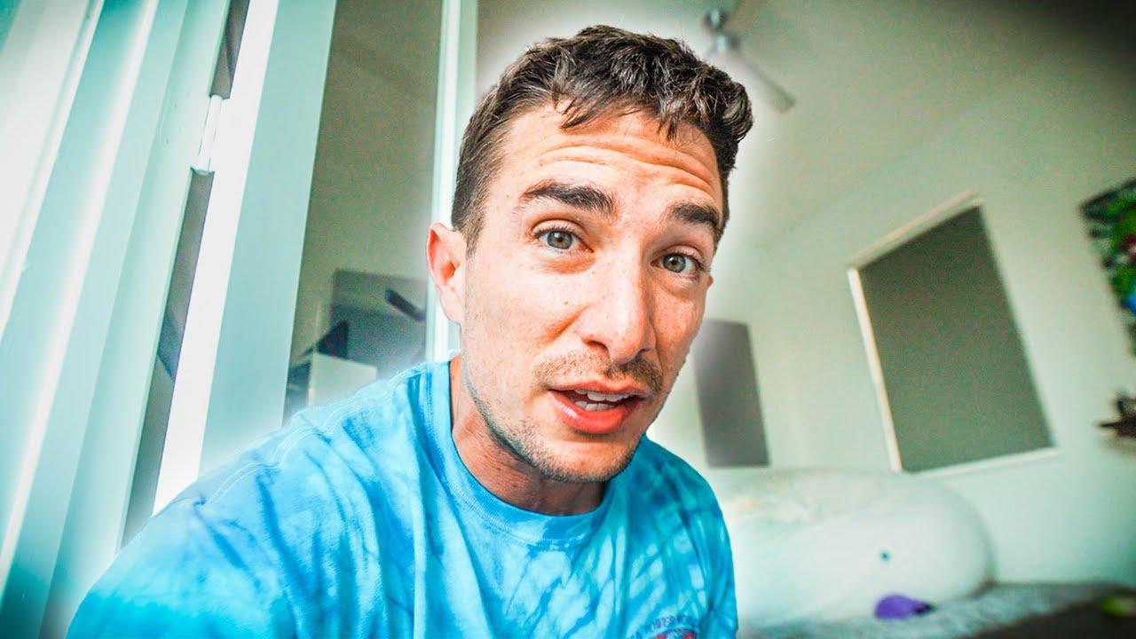 RANDOM FAN SHOWS UP AT MY HOUSE