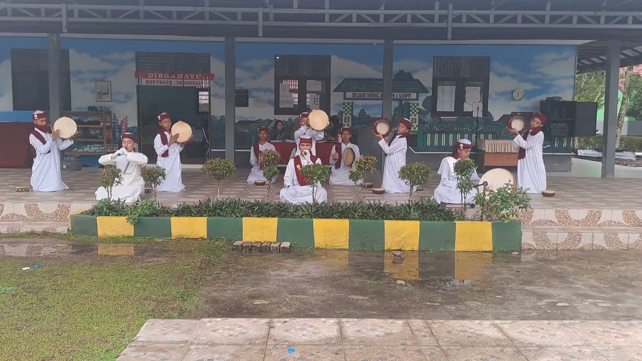 Penampilan Unjuk Bakat dari Grup Habsyi Nur'ain SMPN 3 Sampit 