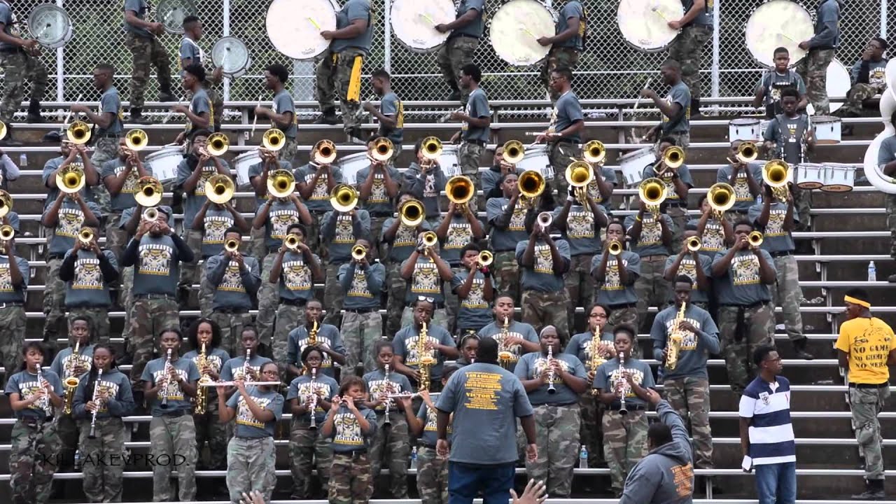 Whitehaven High School Marching Band - Girl Please/Sacked Up Mix - 2014