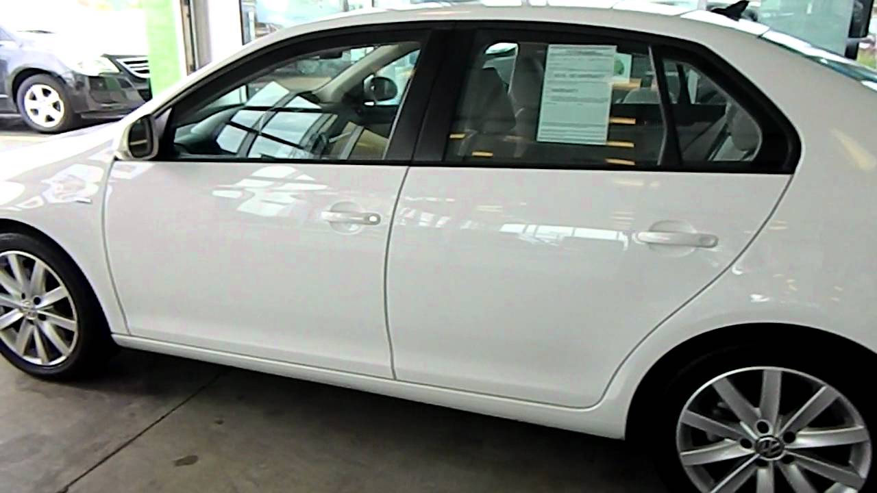 Candy White 2010 VW Jetta Wolfsburg @ Eastside Volkswagen in Cleveland, Ohio
