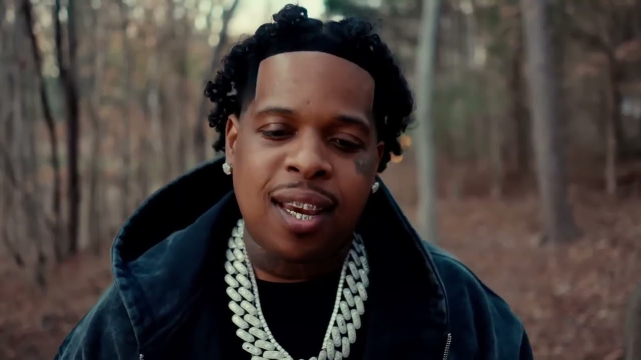 Finesse2tymes - Switch Walkin’ (feat. BIG30) [Music Video]