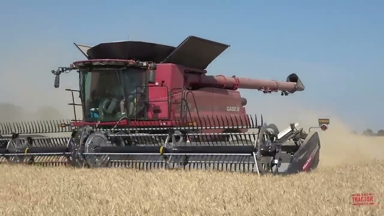УКАБ Агротехнології 2023: Case IH Axial Flow 7250 із зерновою жниваркою MacDon FD 235