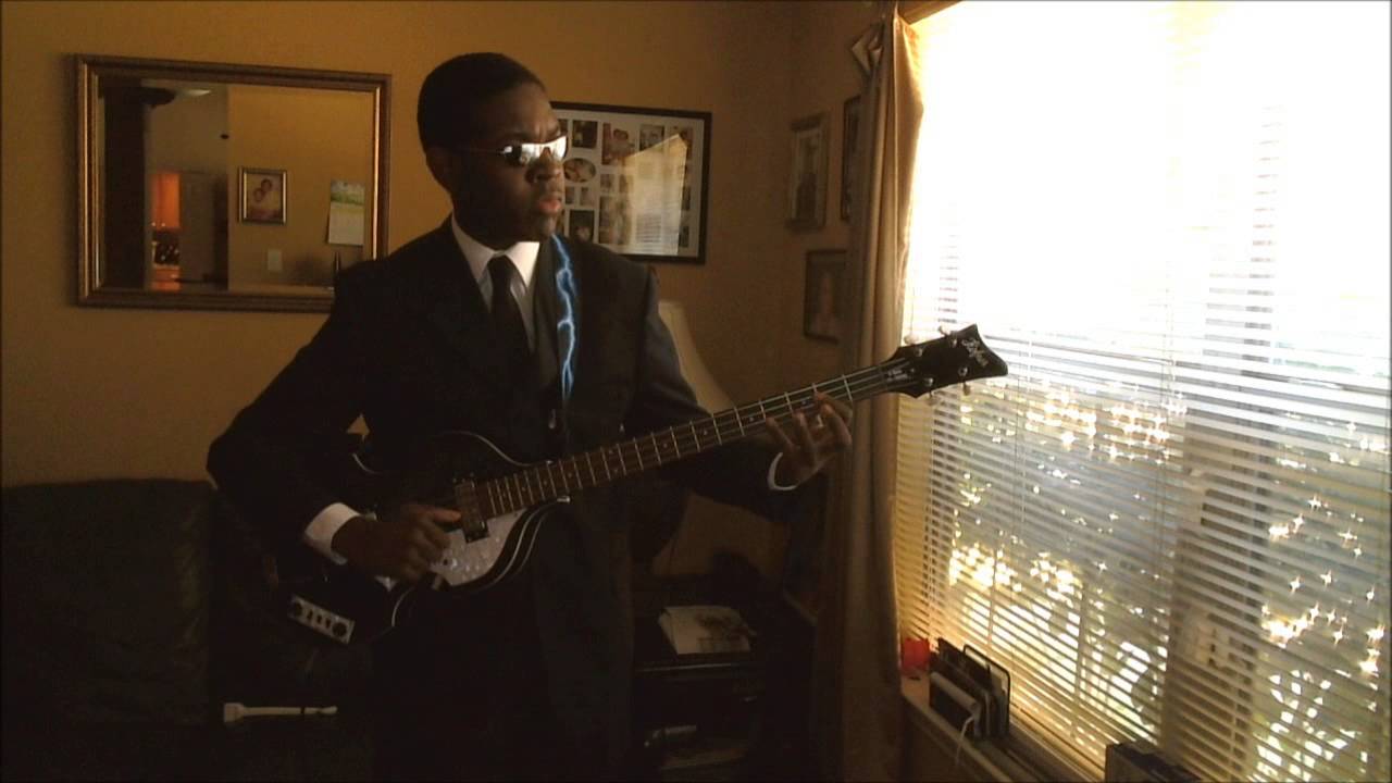 Tekken 3 - Nina Williams Theme (Bass Cover)