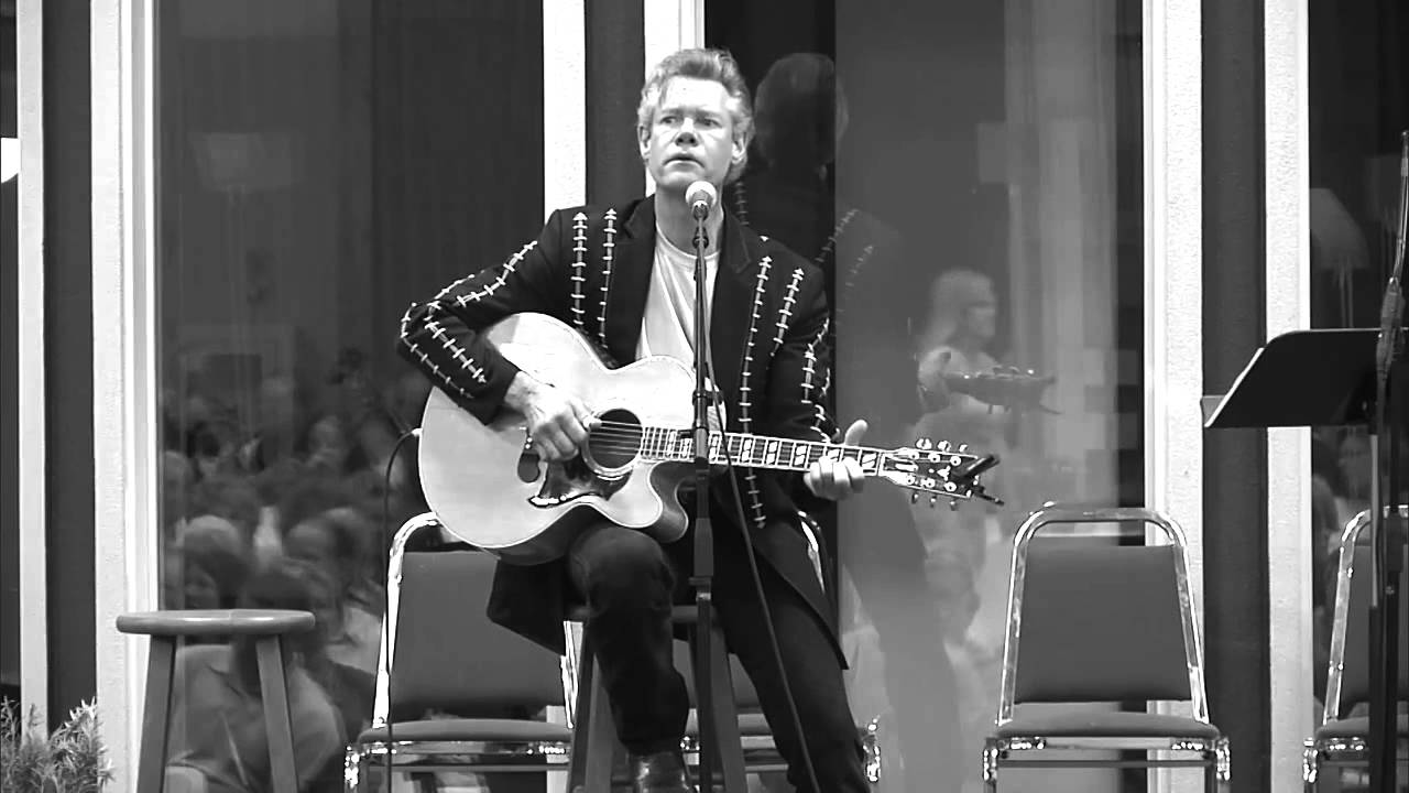 Randy Travis - He Walked On Water (Acoustic) [HD] 2013
