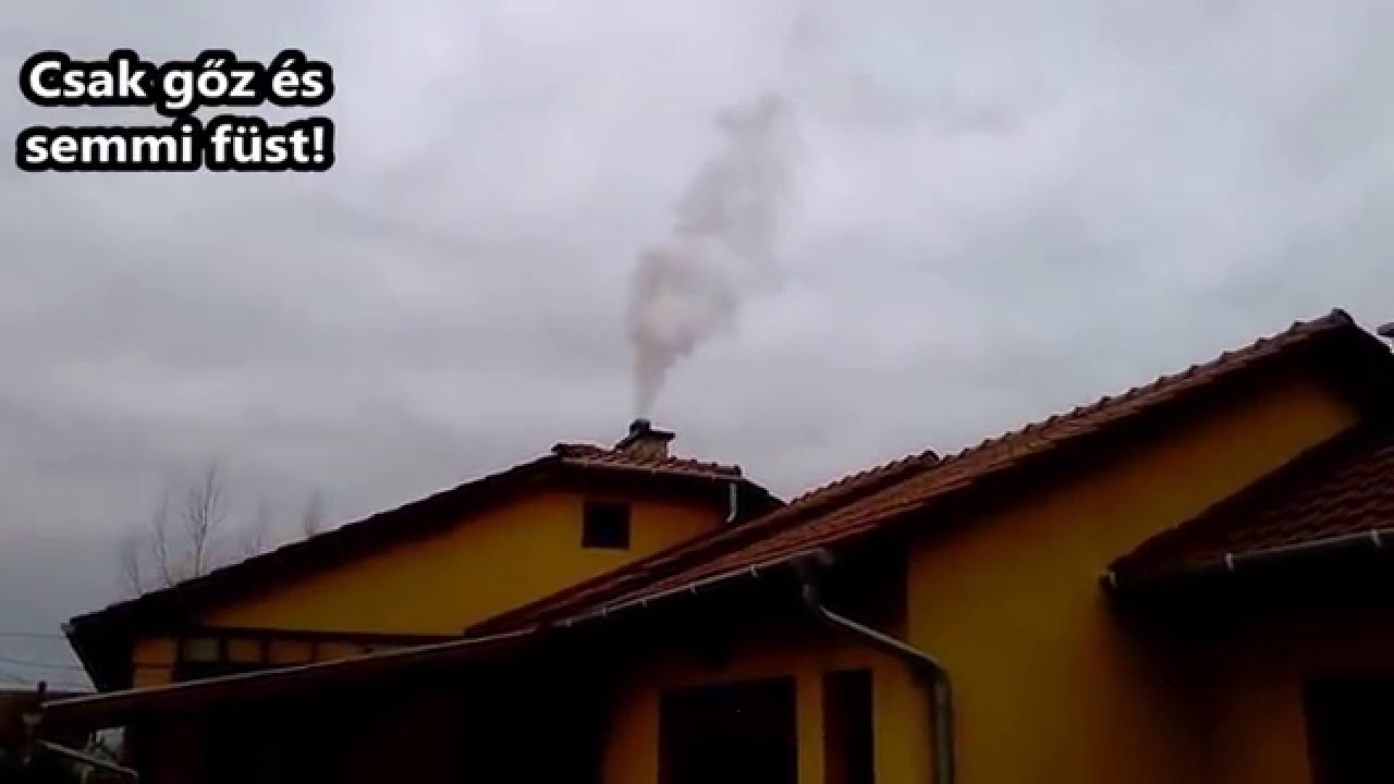 Faelgázosító kazán működés közben.