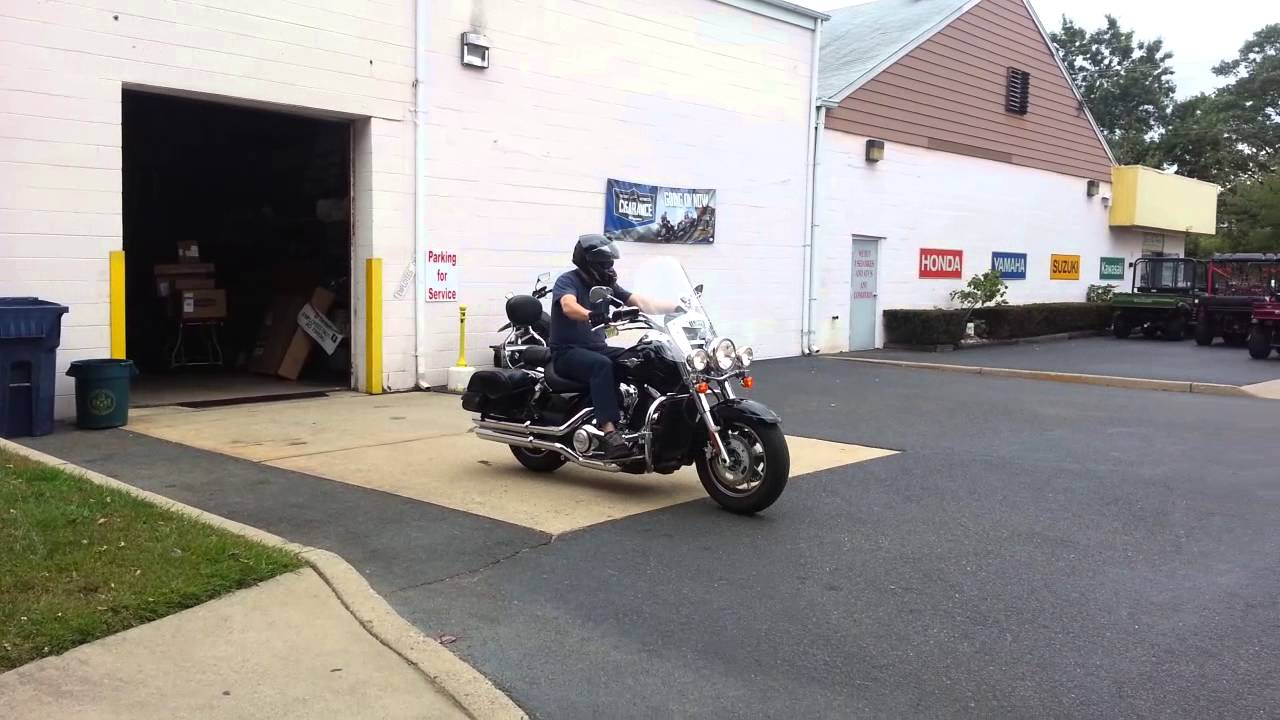 Kawasaki Vulcan 1700 Vance & Hines Big Shot Exhaust