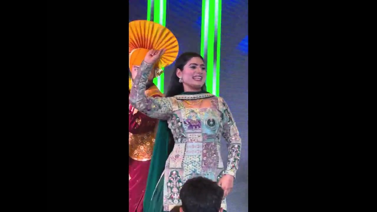 Cute Anmol dance performance || deedar dj link Ludhiana || punjabi dance || stage performance 