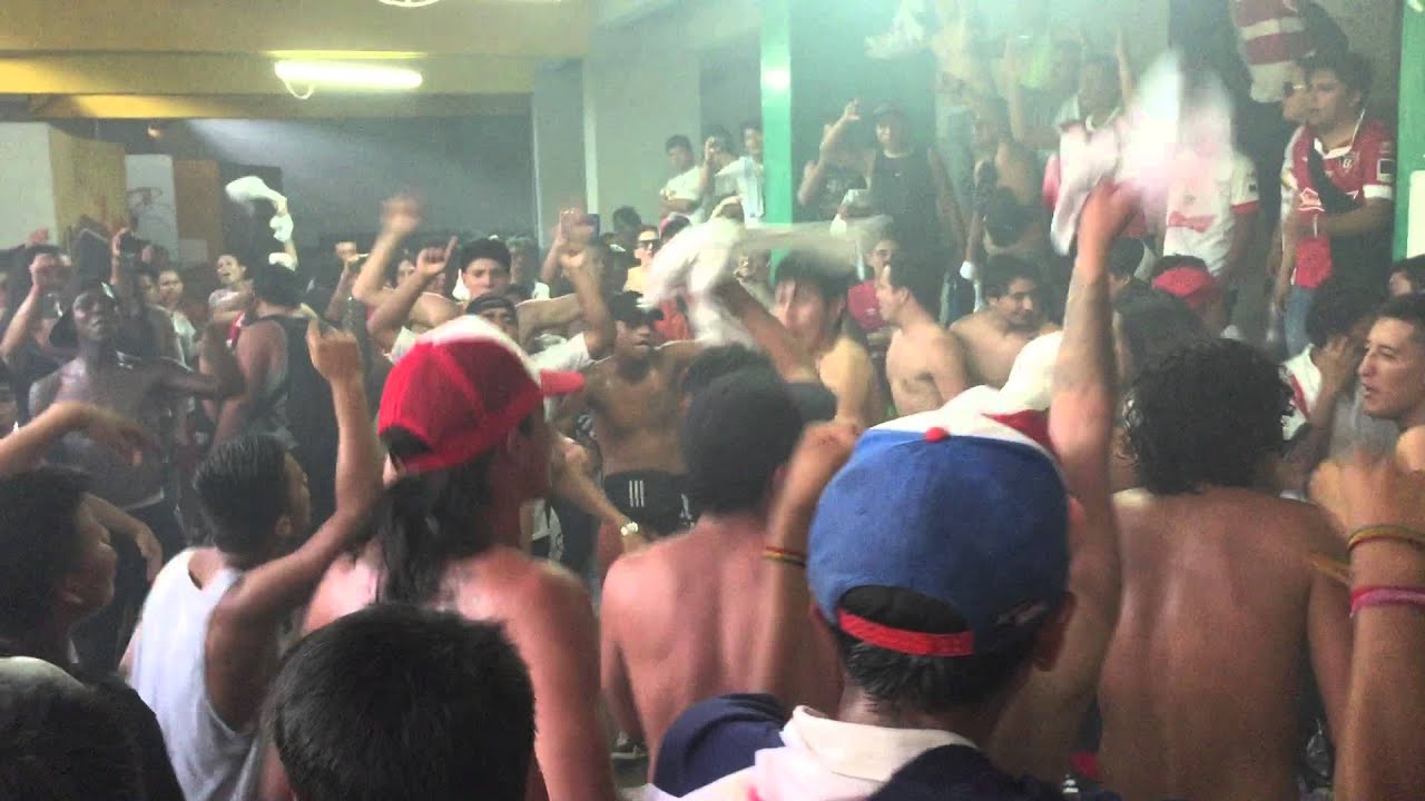 Fiesta en el mierdero// liga vs barcekopia 2015