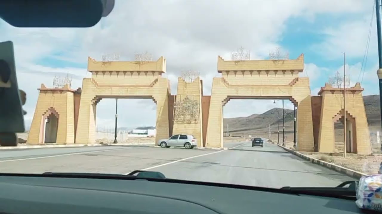 جولة صباحية من بوابة الصحراء المغربية #كلميم #maroc #morocco #اتقداو
