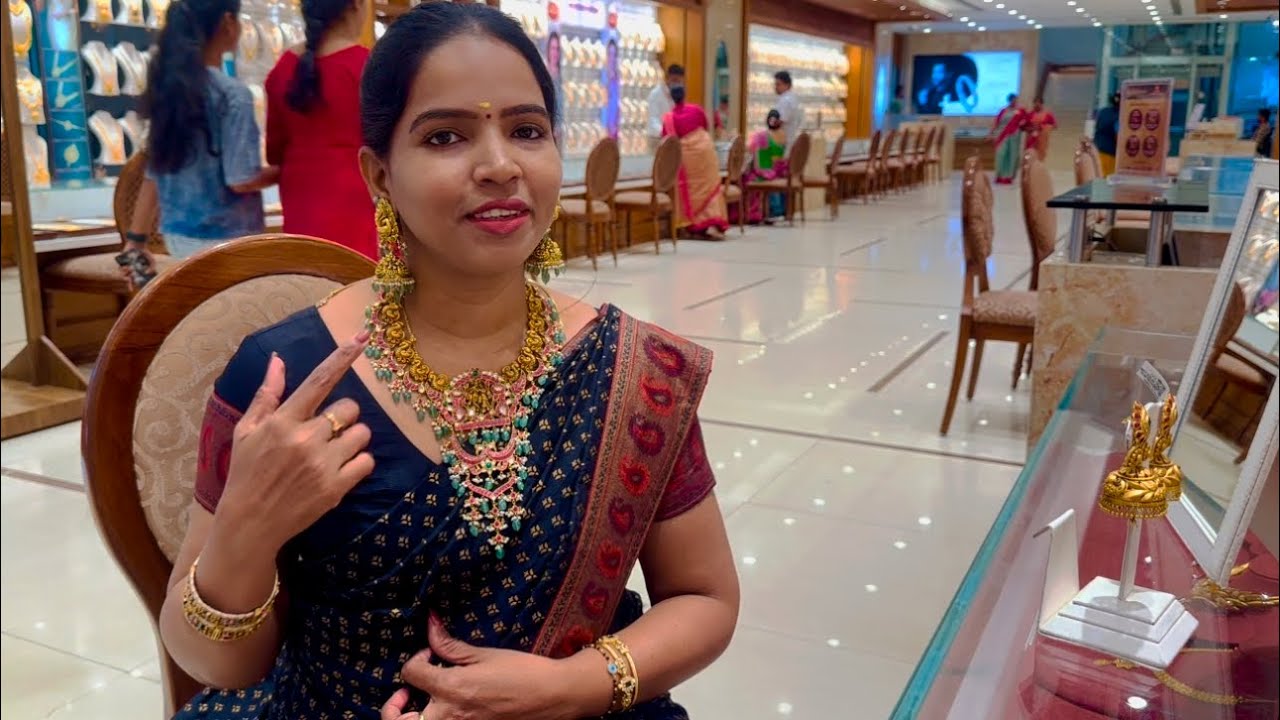 Pothys Swarnamahal Celebrity wedding Jewellery Madurai Meenakshi Amman Necklace Haram New Design2025