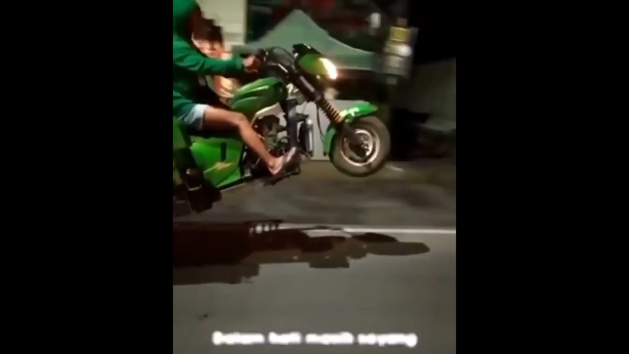 HANYA ADA DI INDONESIA, MOTOR RODA 3 JENGATAN #Shorts #storywa #youtuberpemula