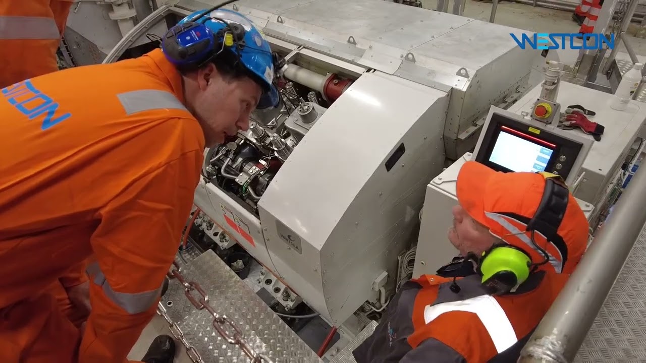 Milepæl nådd! ⚙️🙌🏼 Oppstart av Wärtsilä 31 hovedmotor om bord i TRØNDERBAS  🚢