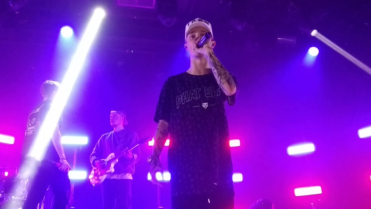Bars And Melody Prague Apologise - 2019