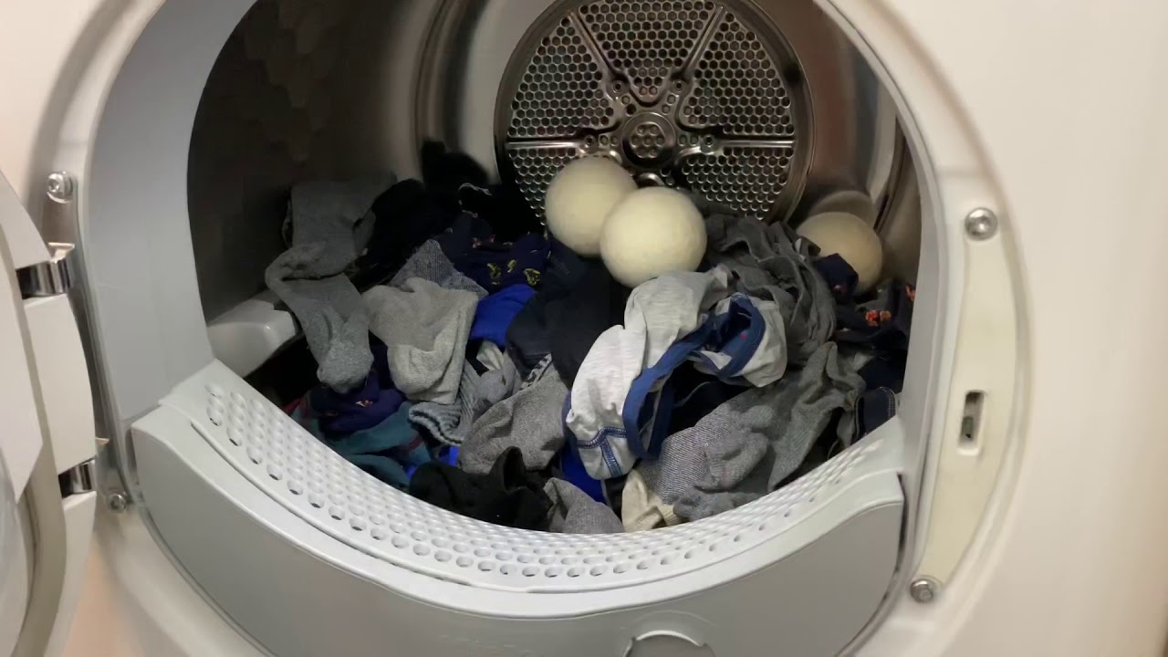 Come asciugare l’intimo in asciugatrice senza rovinarlo?