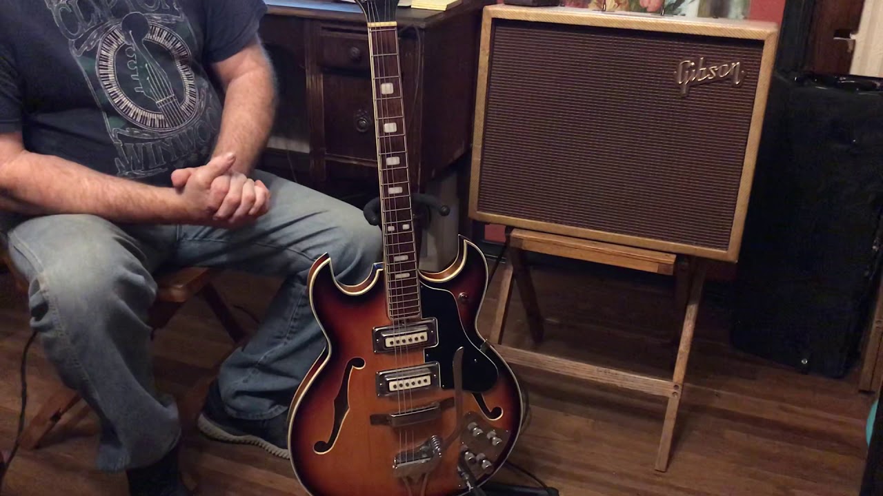 1960s Teisco Telestar with Tremolo Guitar and Gibson GA-8T Discoverer Tremolo Tube Amp Demo