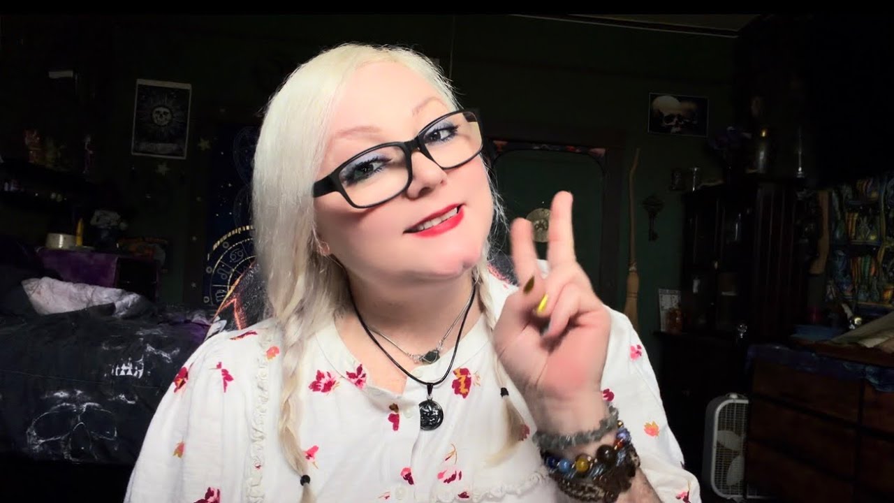 Unboxing Witches Moon Box Jan 2026