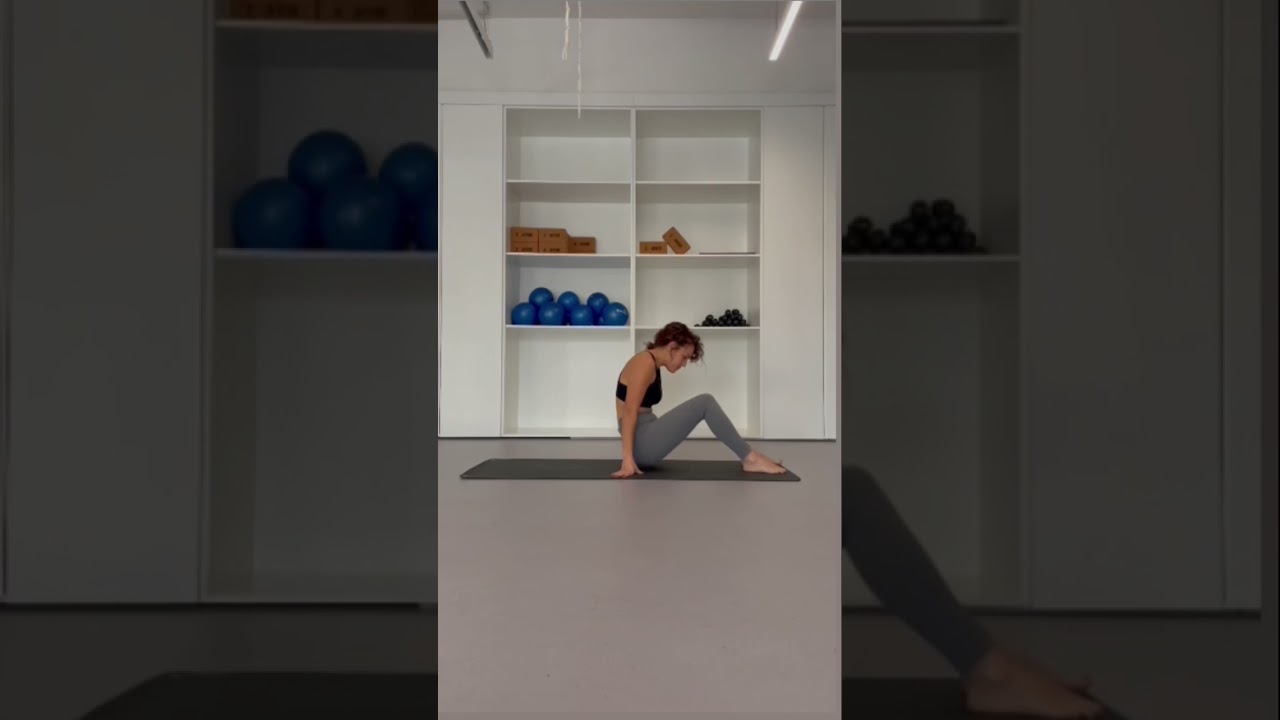 Ejercicio ROLL UP. Tutorial expr&eacute;s de Pilates.