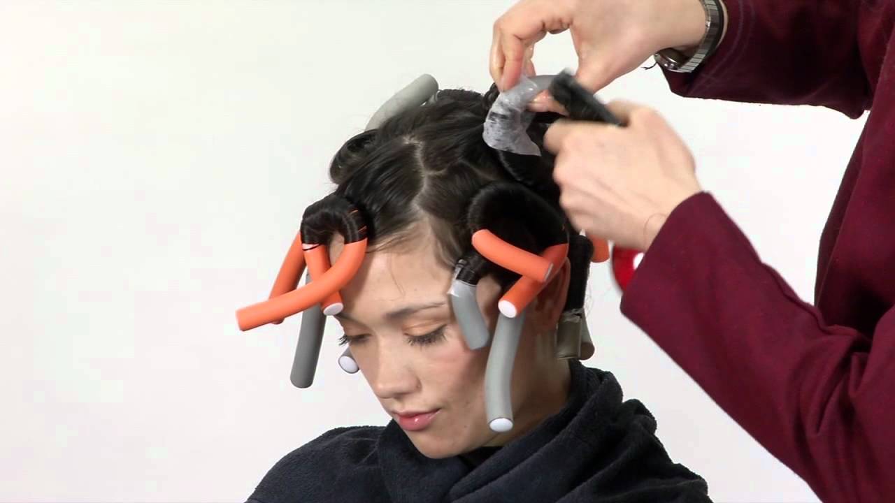 How to Create a Beach Wave Permanent Hairstyle