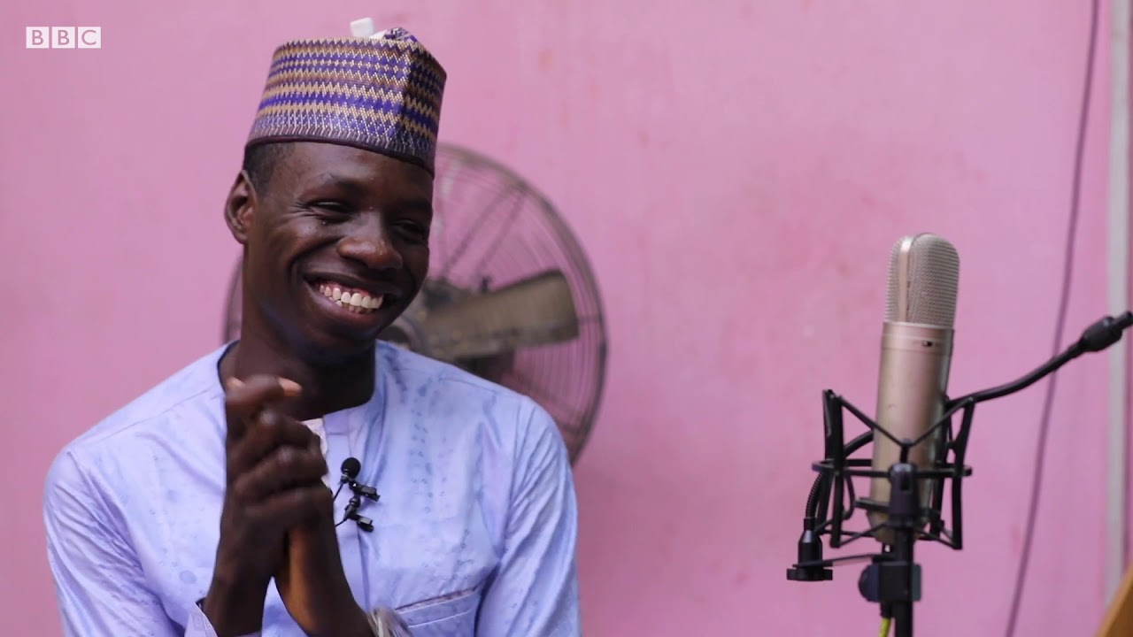 Mahaifina ne ke yi wa Sarkin Kano shayi – Ado Gwanja