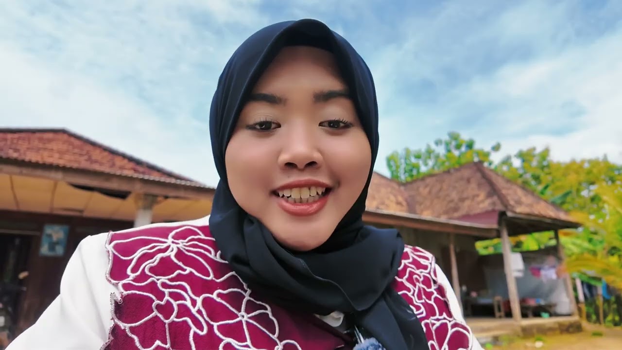 قرية اندونيسية مافيها رفاهية بس طبيعة🇮🇩 | اقدم مسجد اكثر من 30 سنة