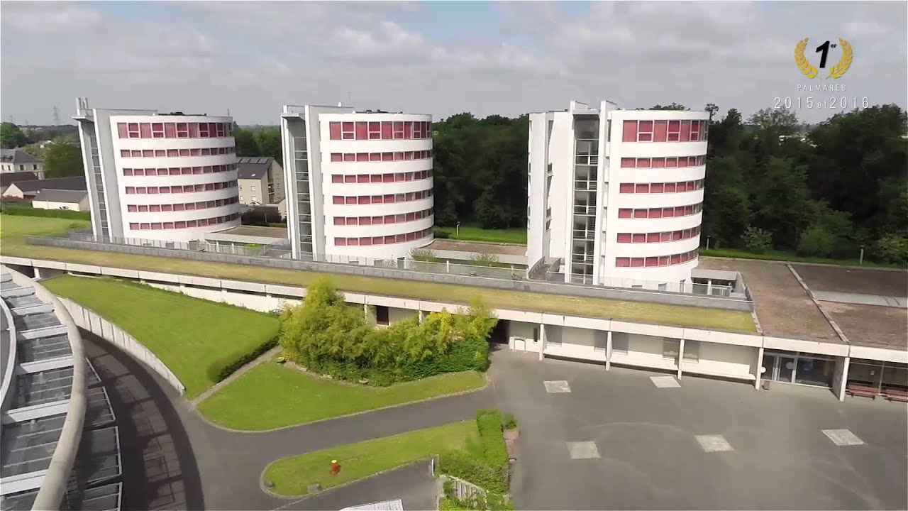 lycée Durzy: Elu meilleur lycée public en 2015 et 2016.