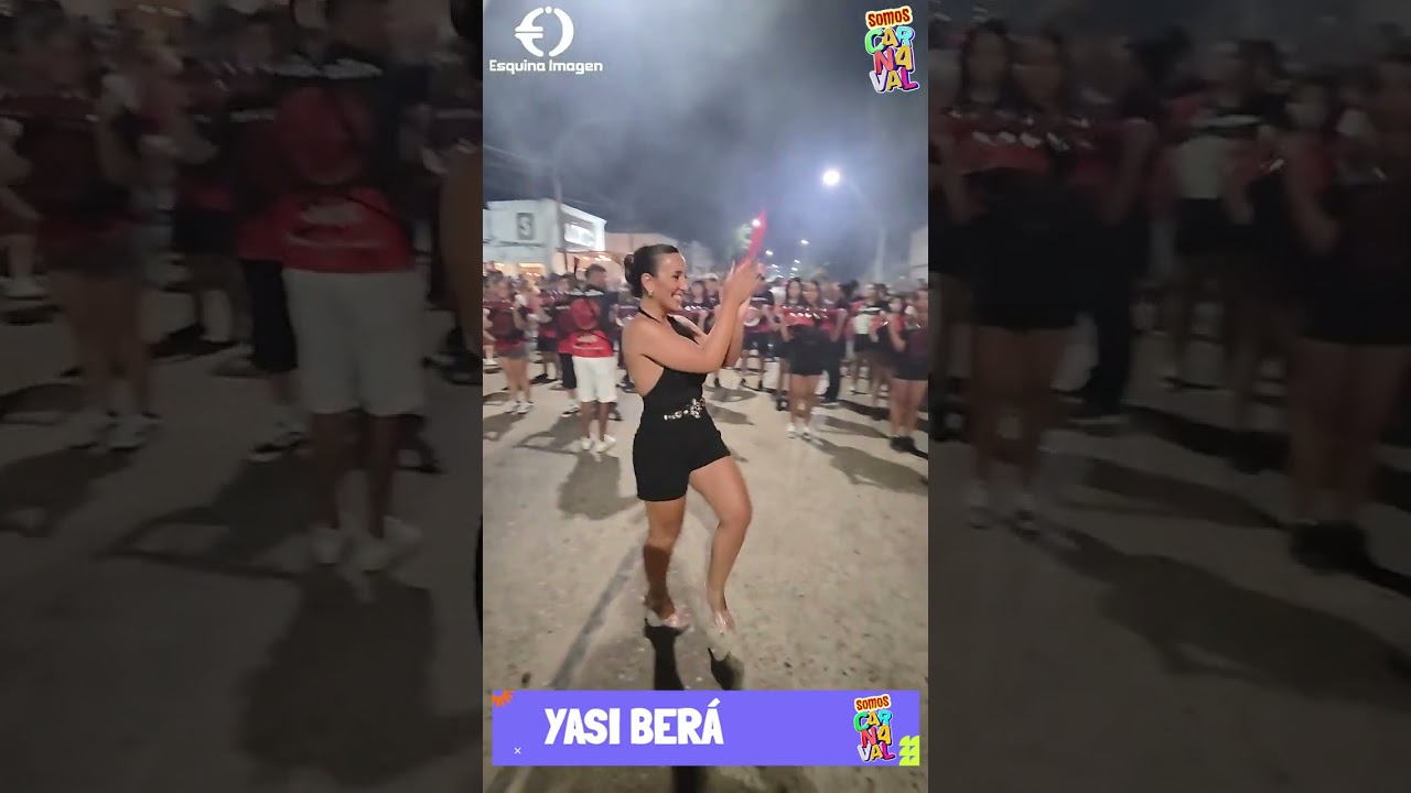 Desfile Yasi Bera