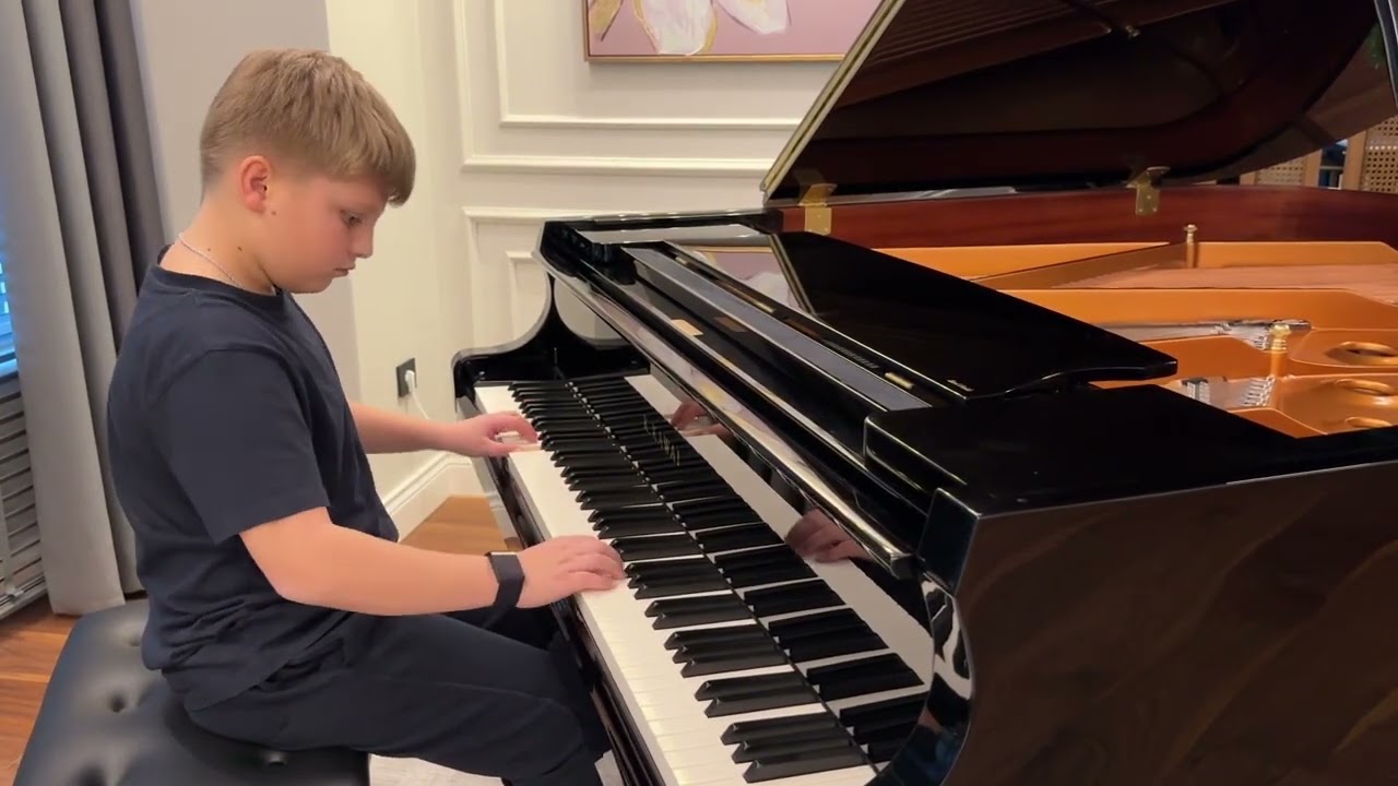 Soft Mozart Recital 2024-2025: Deniz (11) plays Zingaro Dance by WA Rossi
