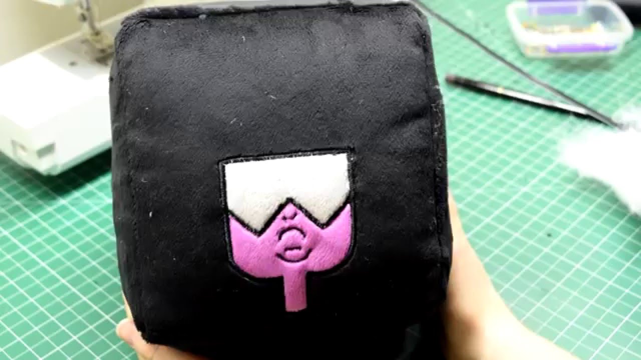 Garnet Cube Plush Tutorial - Part 3