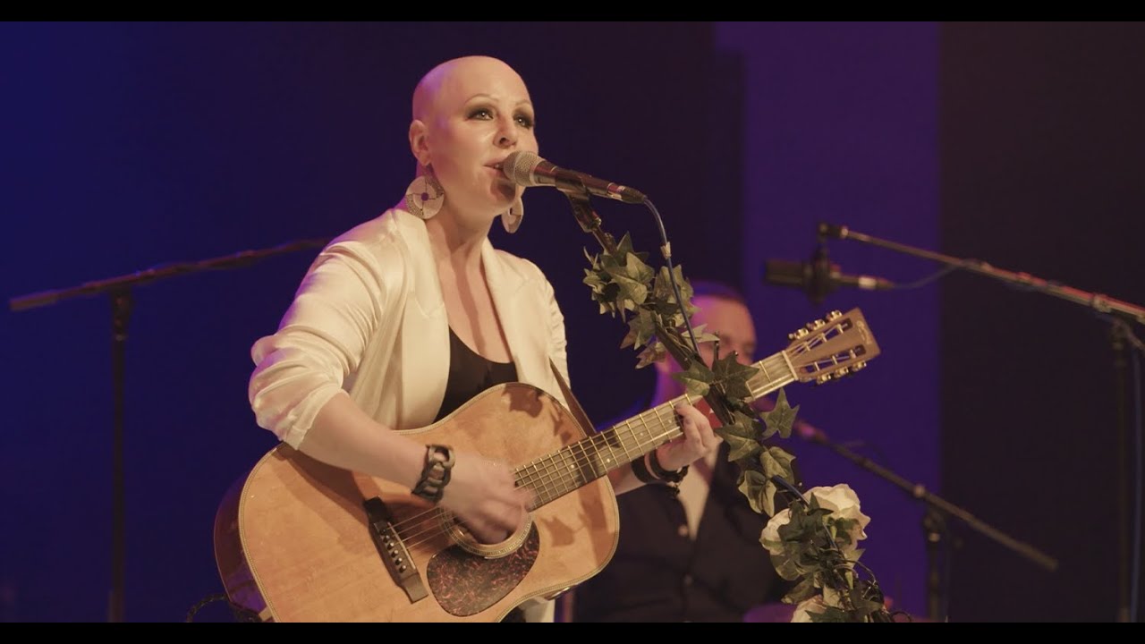 Nell Bryden - Waves (Live Video)