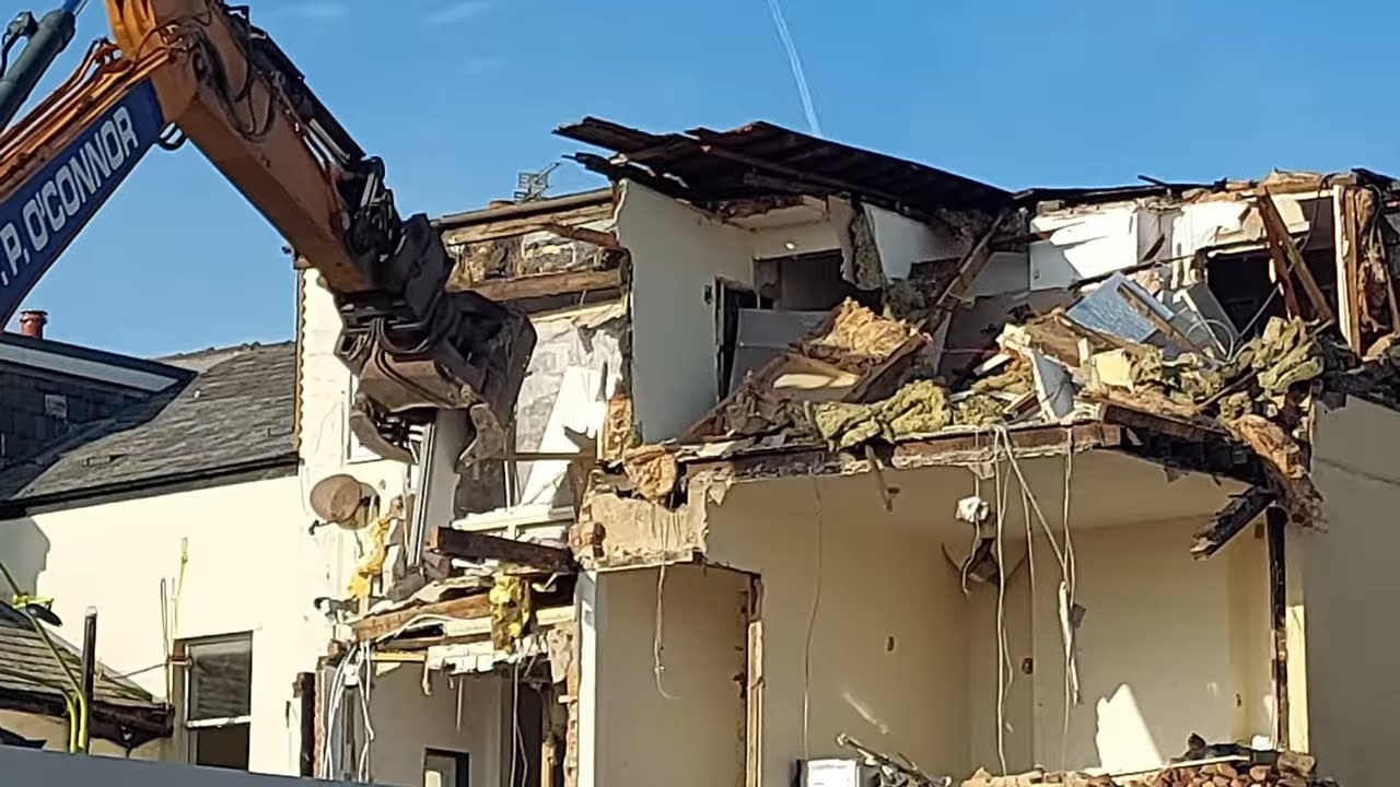 PART 2 DEMOLITION GROSVENOR STREET BLACKPOOL BY PP O'CONNOR FOR MULTIVERSITY 06/11/2025