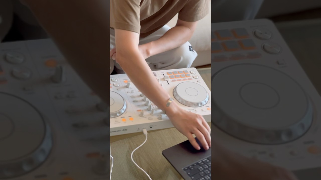 💿 Unbox DDJ FLX4 White Boy pioneerdj serato seratodj rekordb rekordboxdj  