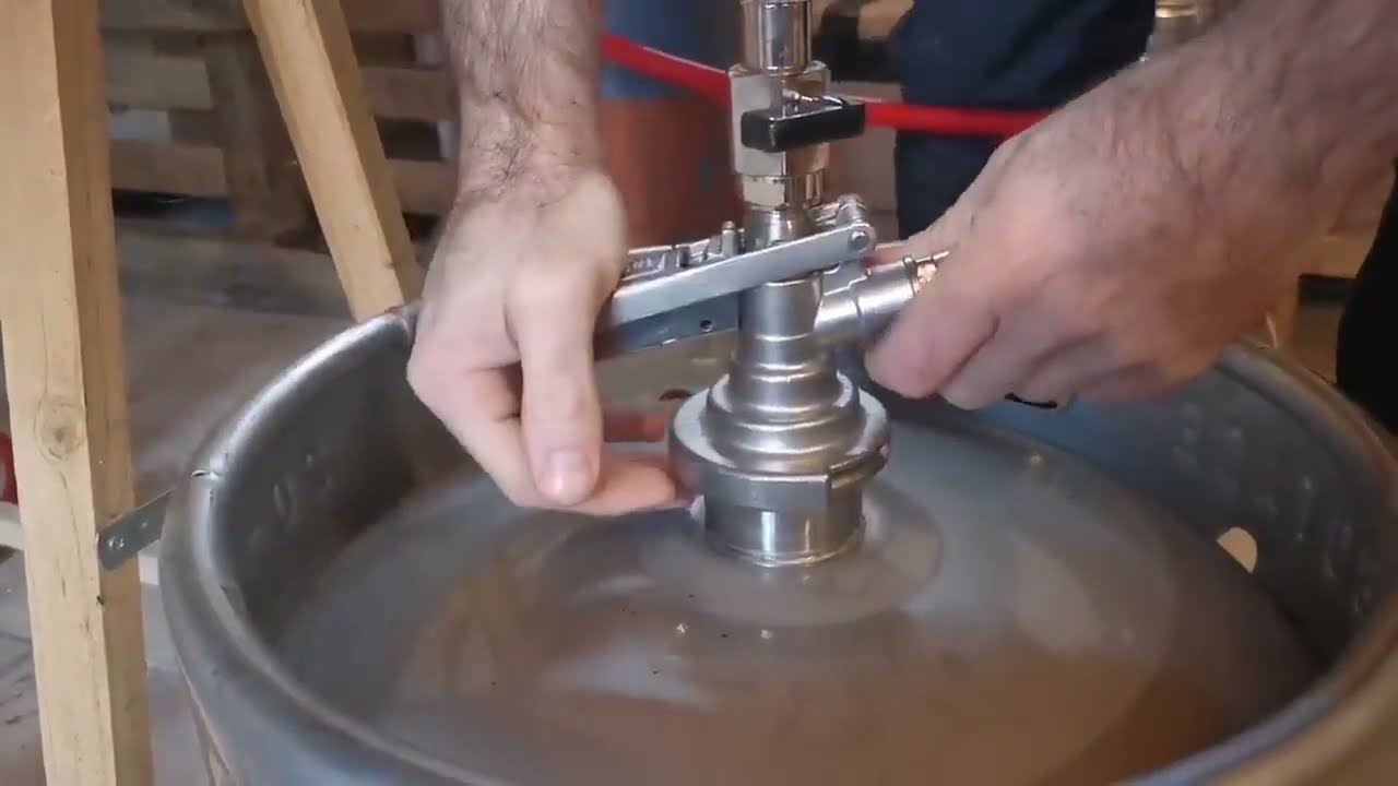 cinquième étape - percuter le fût