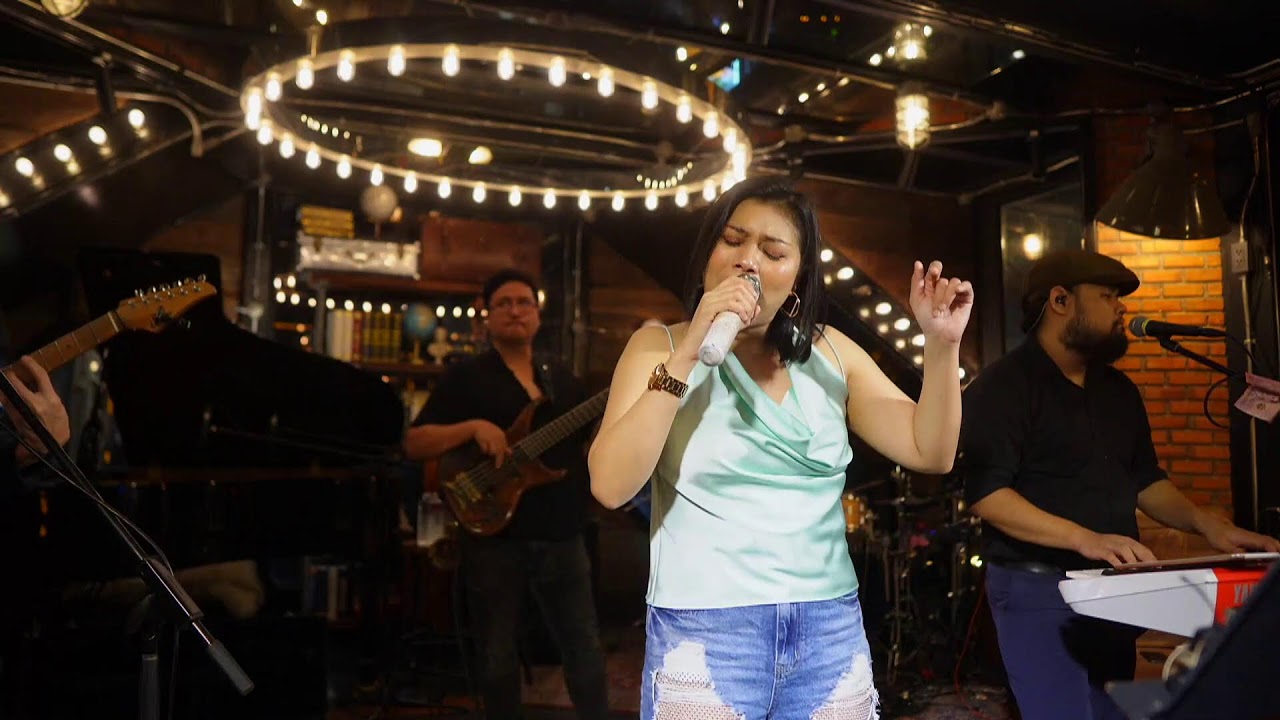Letana Live Music - Luxury- at The River Table by Letana