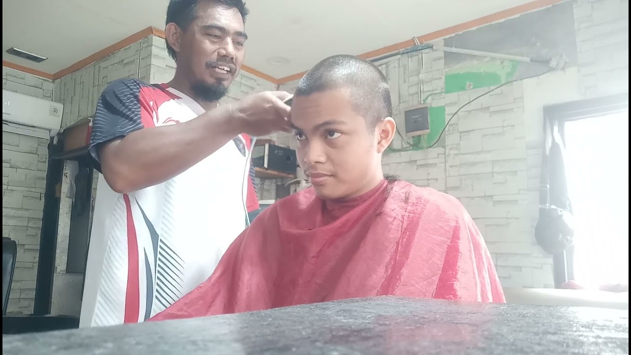 demi masup kuliah ku rela D botakin