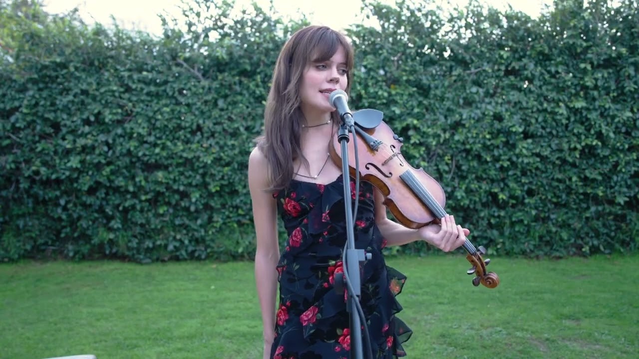 French Singer/Jazz Band for Hire for Events in Los Angeles Demo