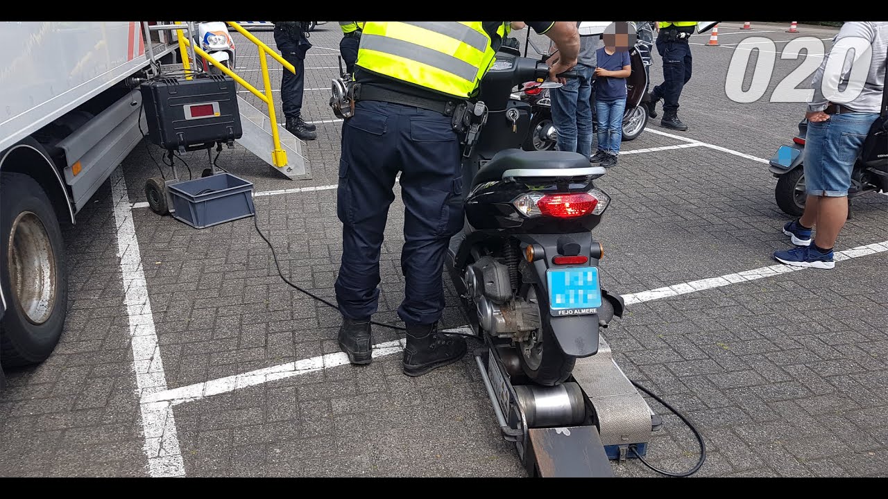 Rollerbank controle deel 1, Politie Vlogger Jan-Willem, nr 20