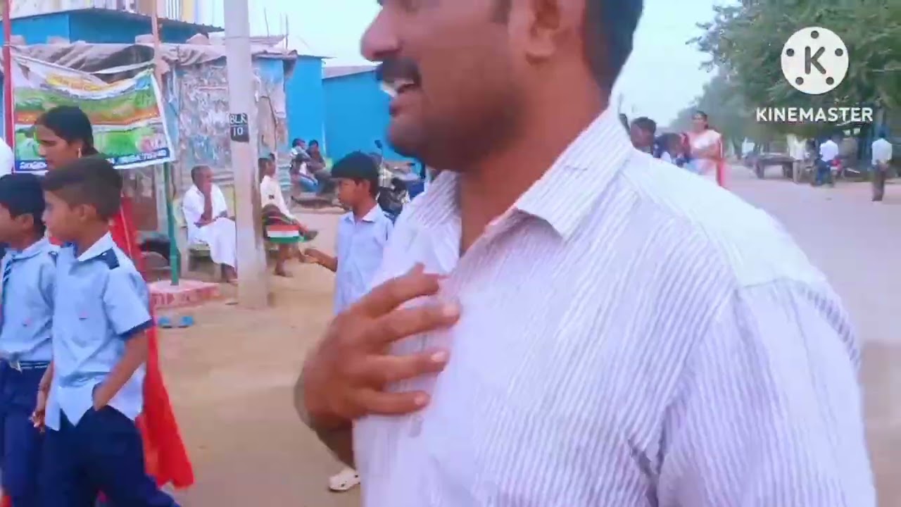 రామన్నపేట్ గ్రామములో (77 వ. గణతంత్ర దినోత్సవం జరుపుకున్న గ్రామ ప్రజలు మరియు విద్యార్థులు)