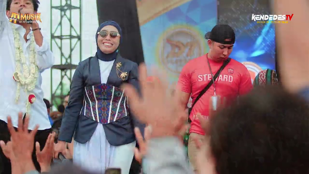 Detik-detik Permintaan satu lagu dari H. HER DI KONSER PENYAMBUTAN VALEN DA7 bersama AP MUSIK