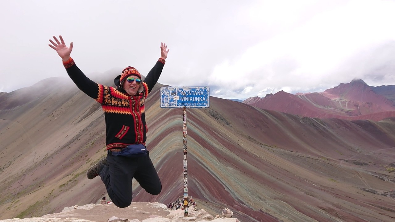 ZAVADOVSKIJ  - PERU.  VINICUNCA Rainbow Mountain to be at 5036m.  2025...