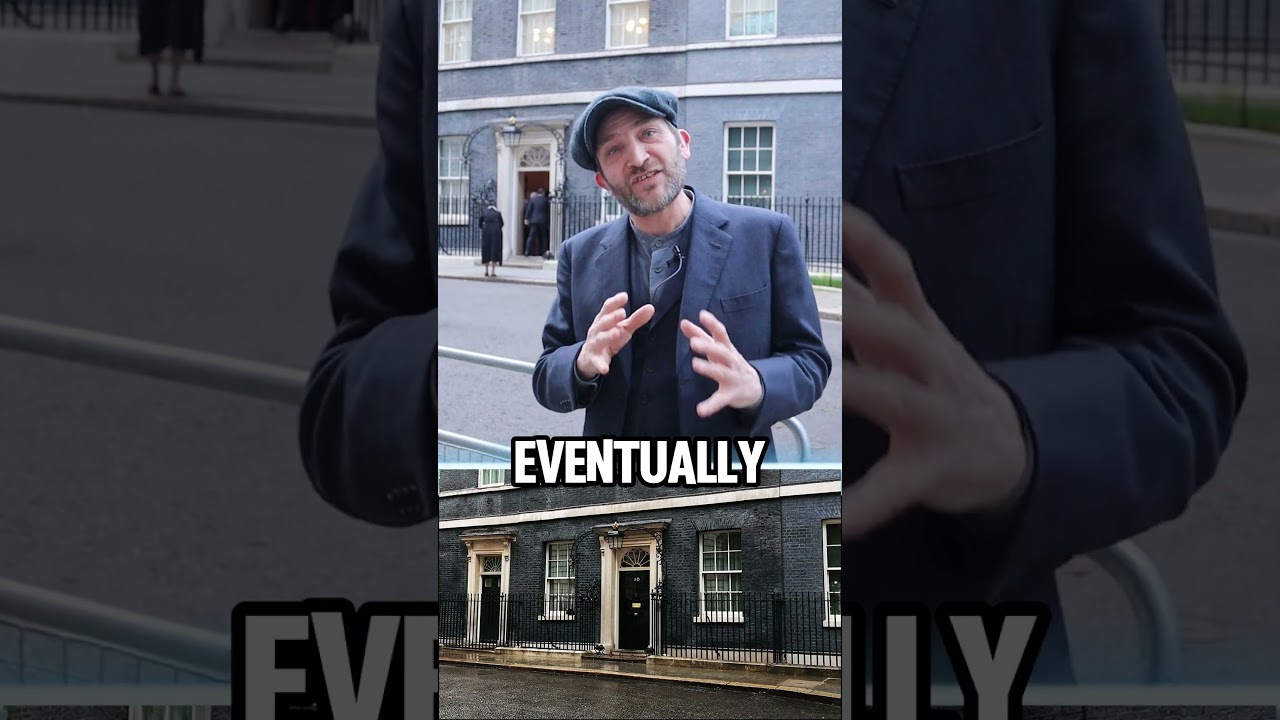 Sssh! Downing Street hasn't always had a black door  #history  #politics