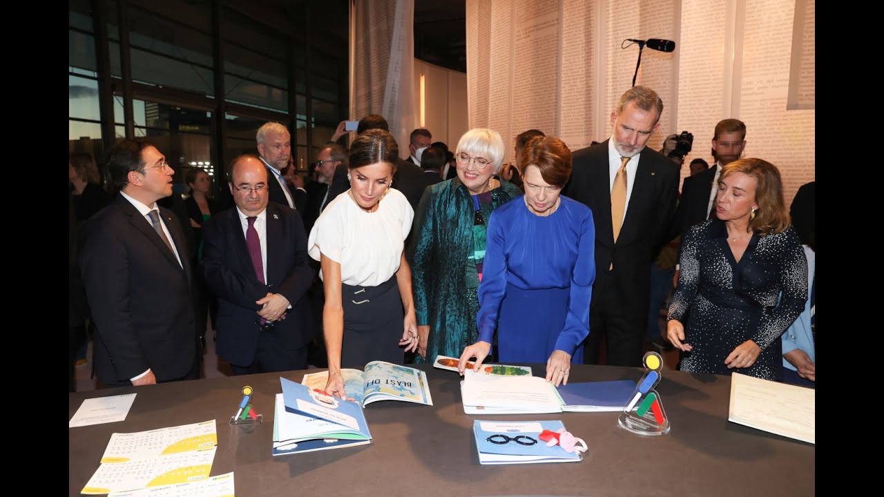 Los Reyes inauguran la Feria del Libro de Fráncfort 2022.